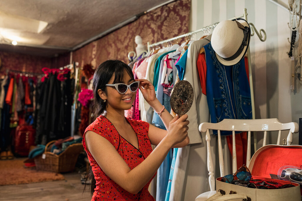 Many thrifting tips are protected like secrets because they work for those on a budget. 

via Beyond Finance