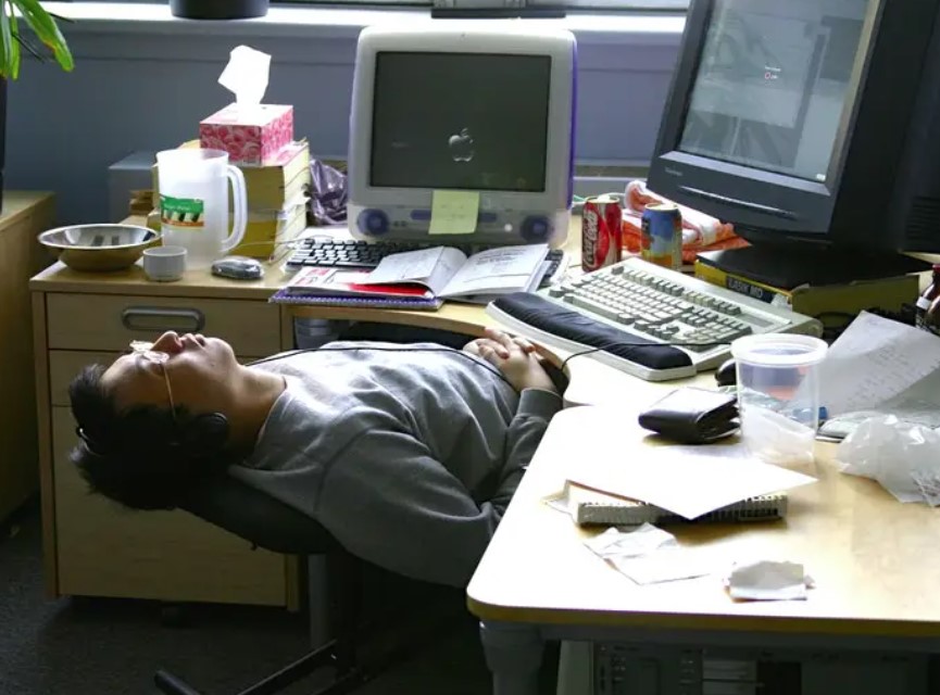 During a summer heat wave, work productivity can suffer