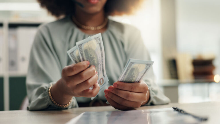 How to Save Money: A Complete Guide