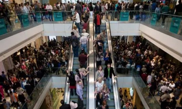 holiday survey proves stressed shoppers